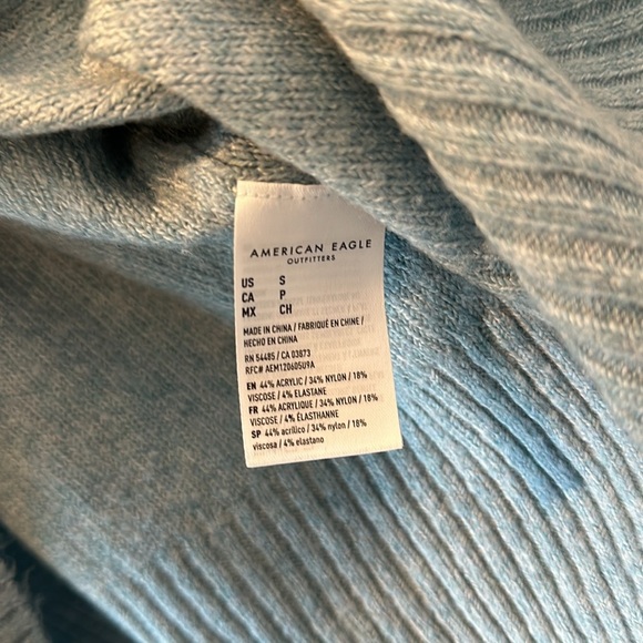 American Eagle Soft Knit Light Blue Sweater Small Exposed Seam Casual Fall Boxy - Picture 6 of 7